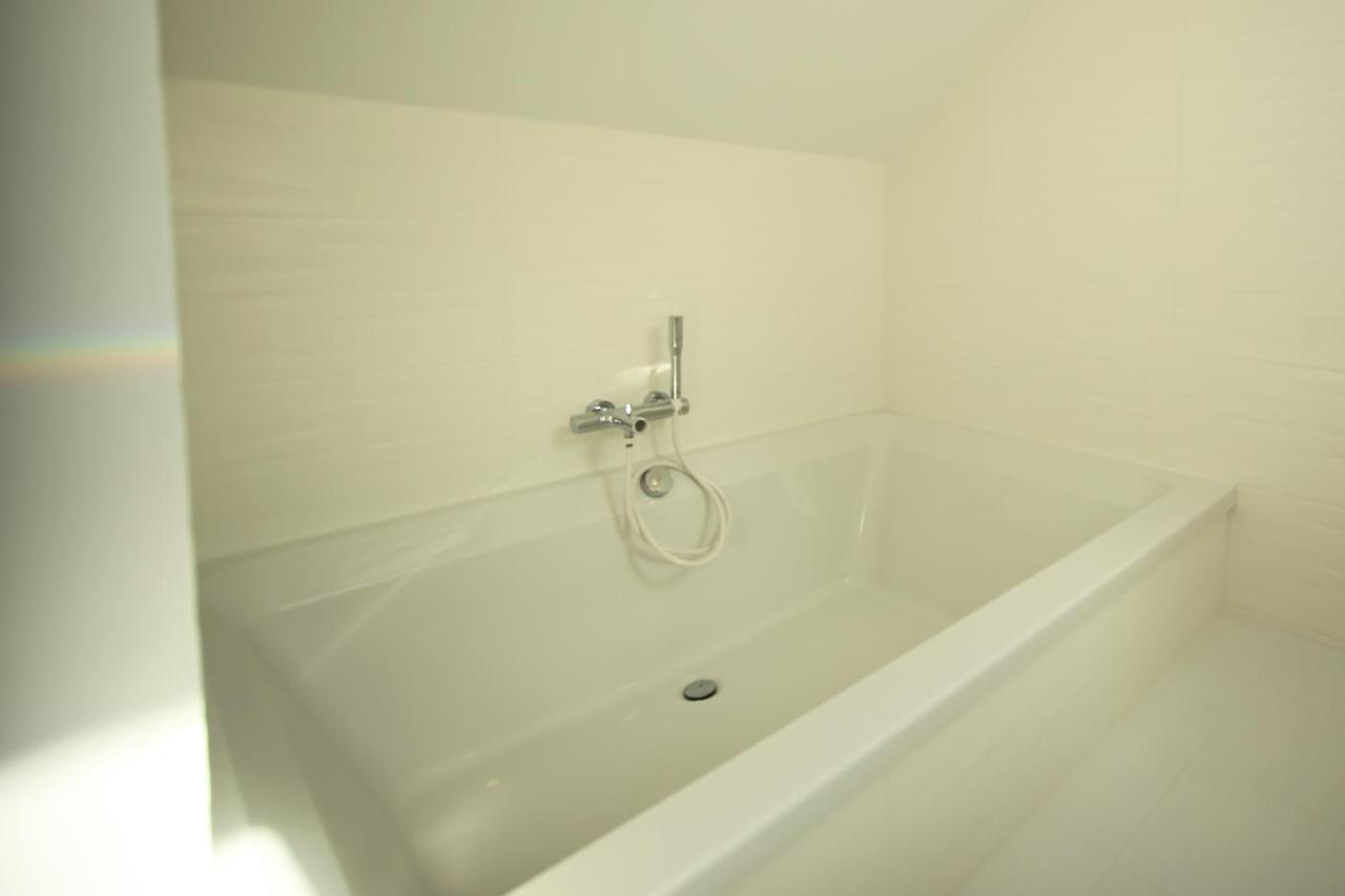 Les Reves De Flamboin Bed & Breakfast Gouaix Exterior photo