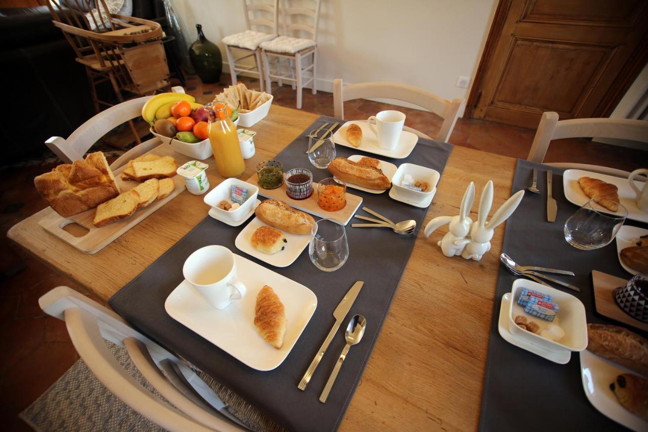 Les Reves De Flamboin Bed & Breakfast Gouaix Exterior photo